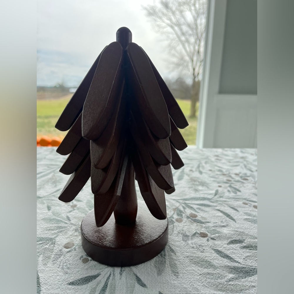 Tree shaped wooden trivets, tree coasters, collapsible holiday decor